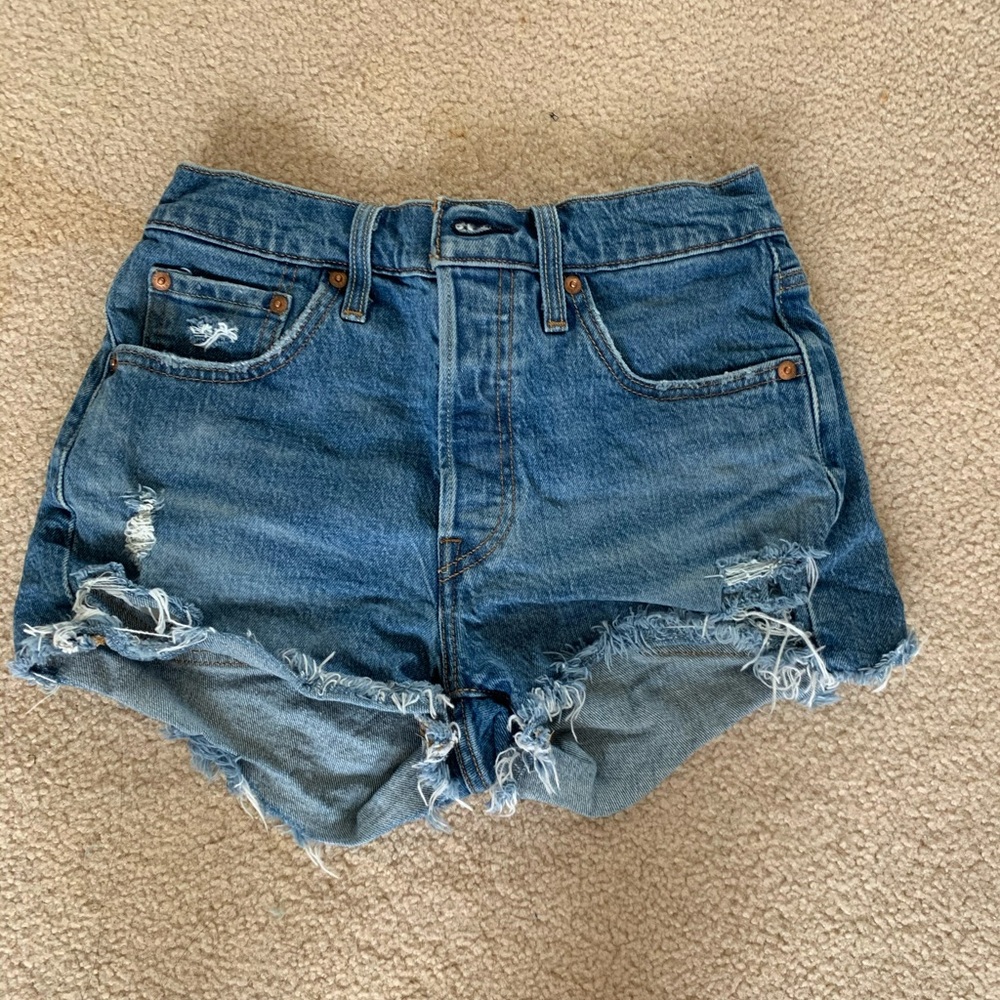 SOLD Levi’s 501 Denim Shorts
